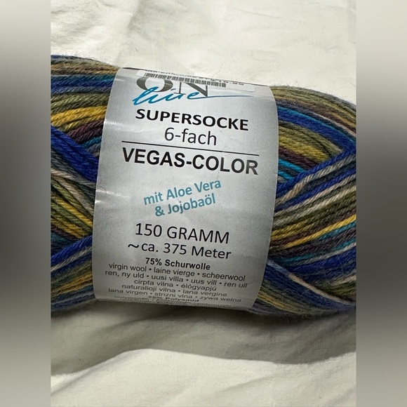 ✨NWT✨ Supersocke Yarn- 1 Skein - Picture 2 of 6